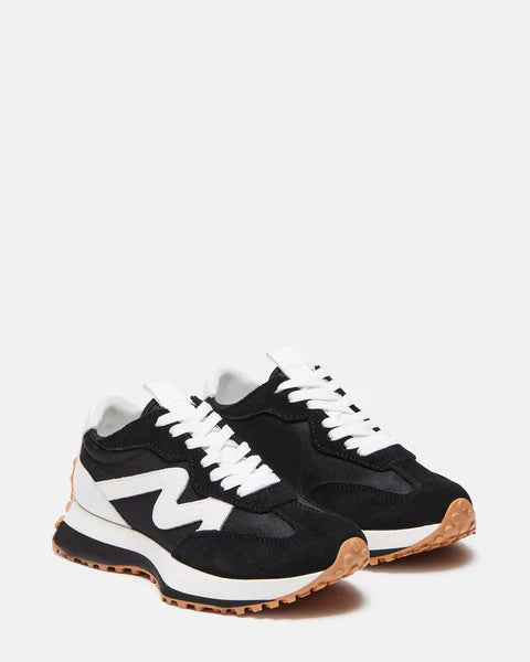 Steve Madden Campo thick soled Sneaker in Black and white With a brown tread